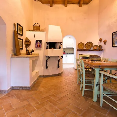 Malaya Con 2 Piscine Per 18 Persone Alghero