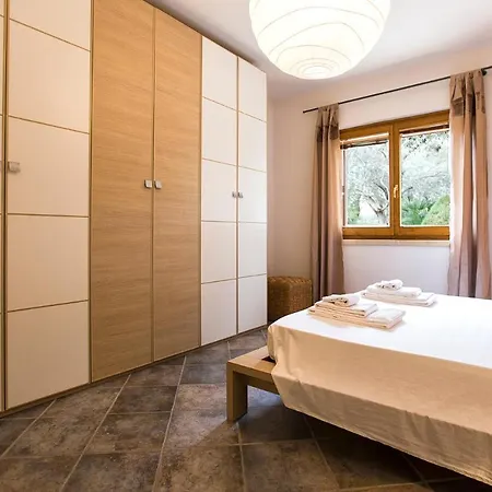 Villa Malaya Con 2 Piscine Per 18 Persone Alghero