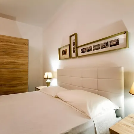 Villa Malaya Con 2 Piscine Per 18 Persone *