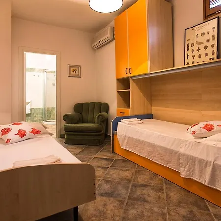 Villa Malaya Con 2 Piscine Per 18 Persone *