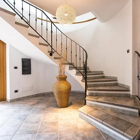 Villa Malaya Con 2 Piscine Per 18 Persone *