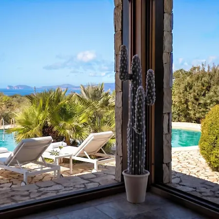 Malaya Con 2 Piscine Per 18 Persone Villa