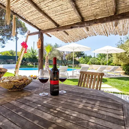 Vila Malaya Con 2 Piscine Per 18 Persone Alghero